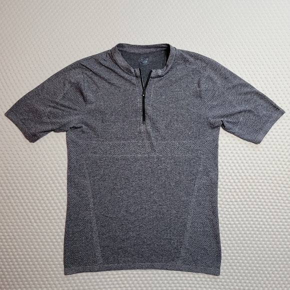 Qor Tec Seamless 1/2 Zip Athletic Shirt - Picture 1 of 10